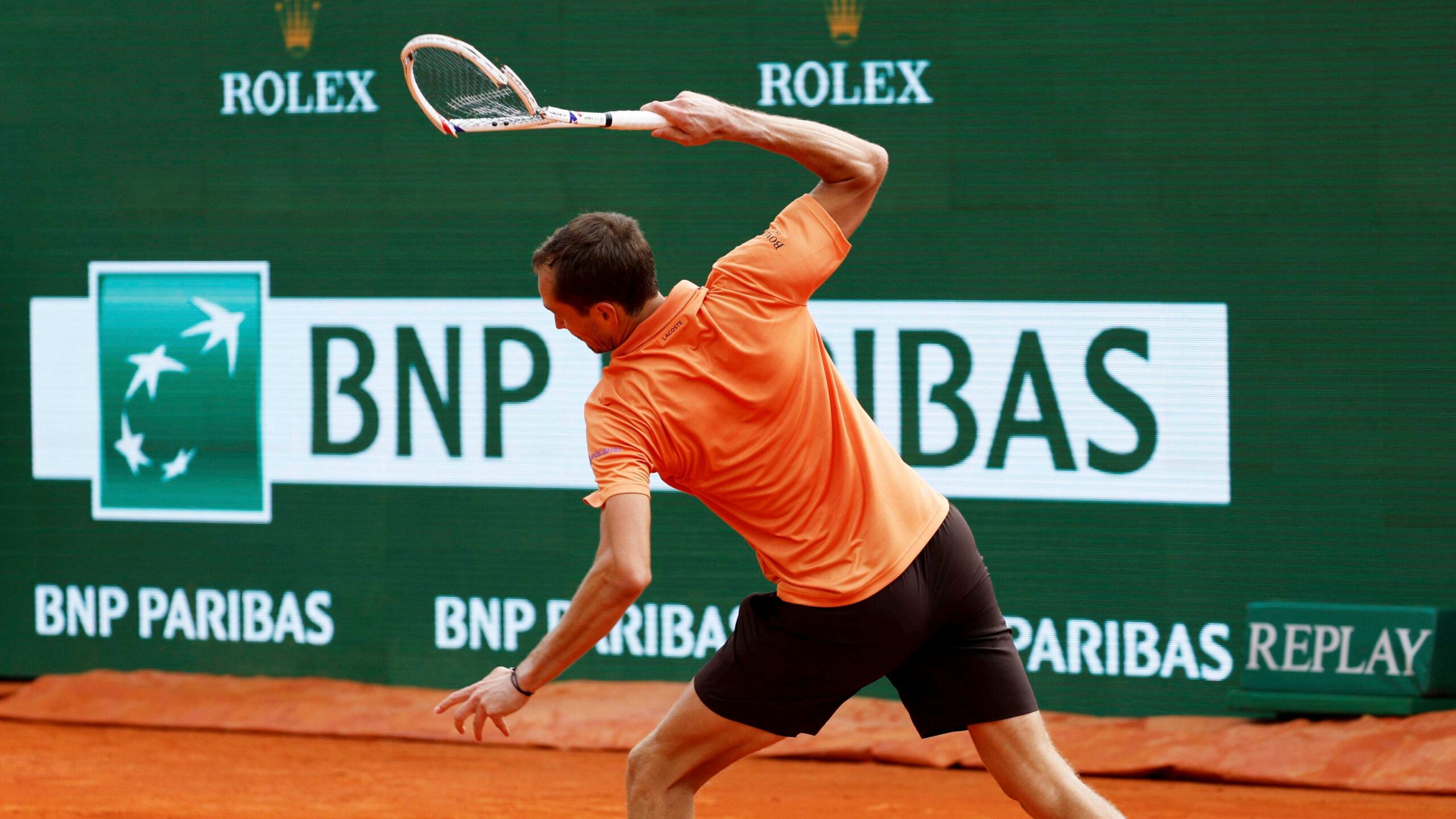 Tennis: Sinner Advances as Streak Ends, Teen Debut Looms, Medvedev Meltdown Shocks Monte Carlo