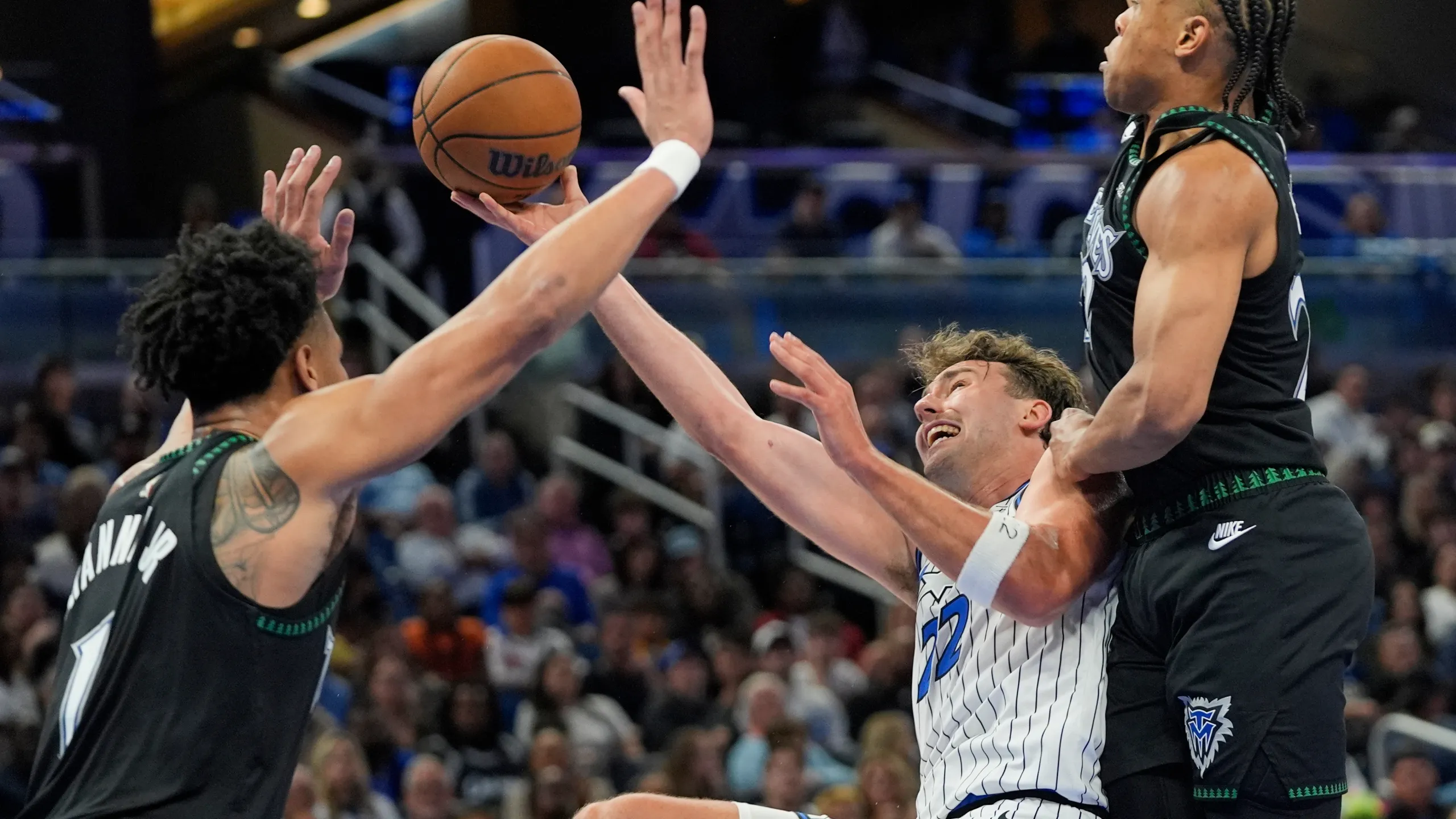 NBA Playoffs Begin with Early Drama as New Generation Takes Center Stage