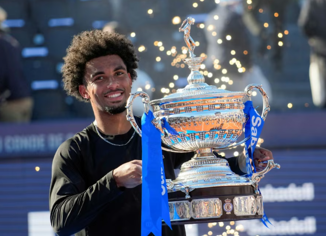 Fils Storms Barcelona: Statement Win Over Rublev