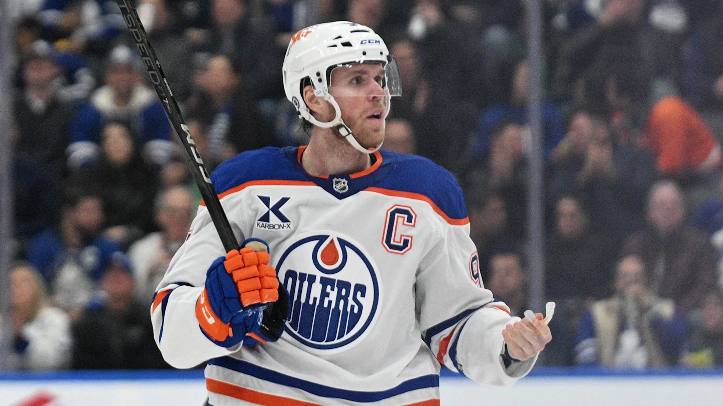 NHL Playoffs: Where Men Become Myths