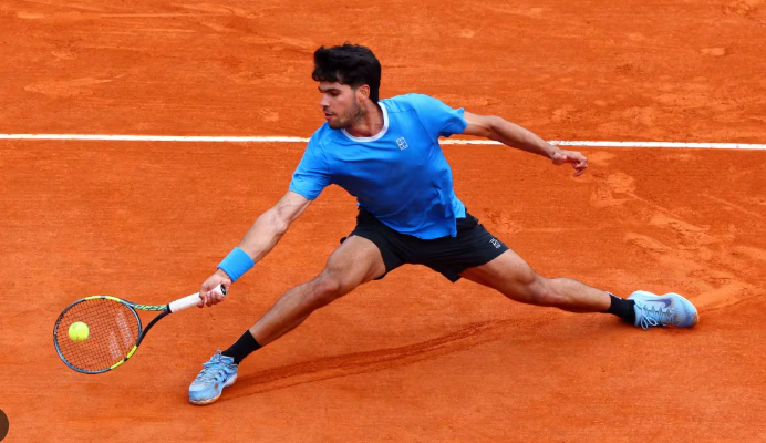Carlos Alcaraz Fitness Fears Mount Ahead of Crucial Clay-Court Stretch