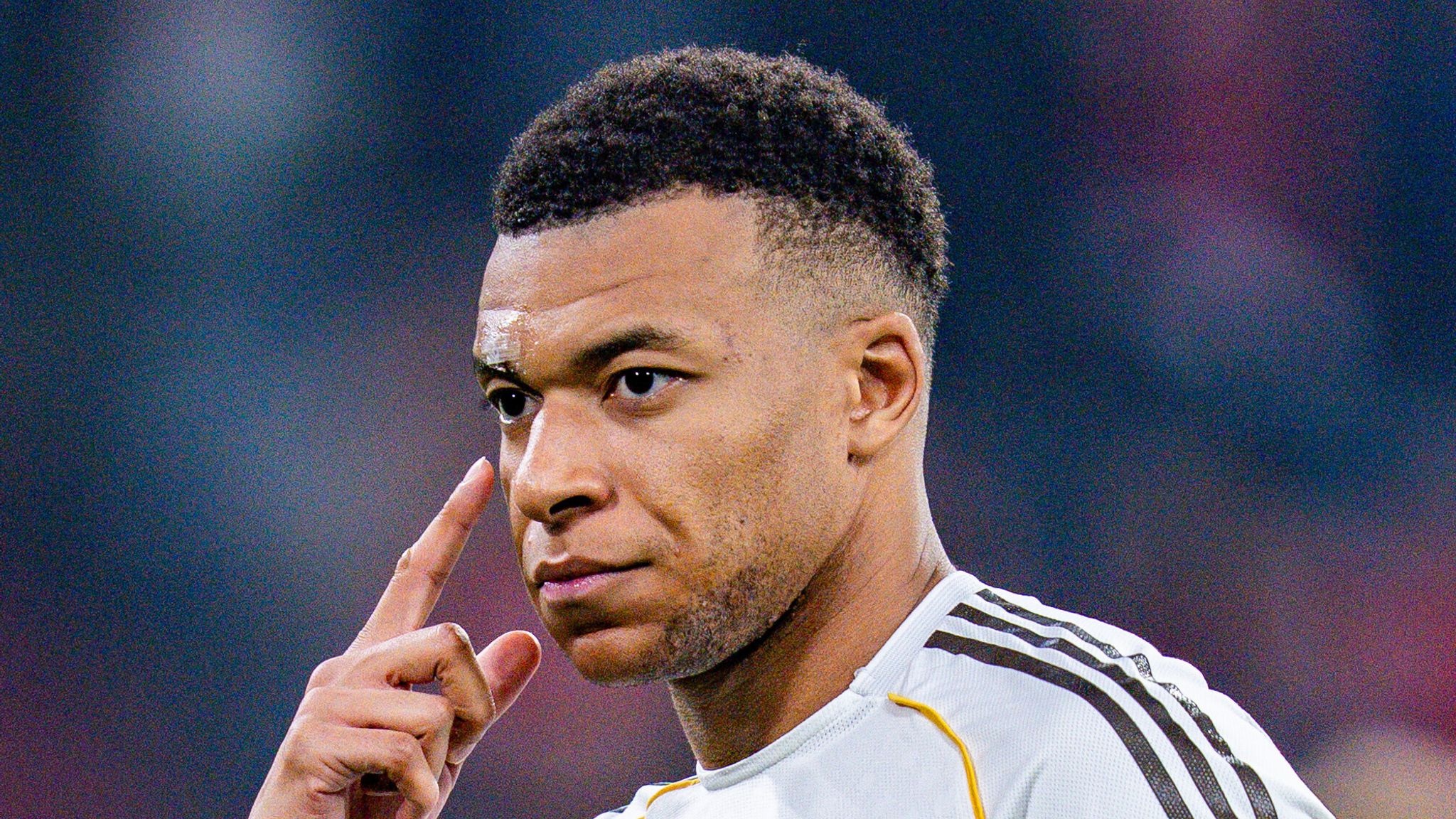 Bernabéu Pressure Rising as Mbappé Faces Early Real Madrid Questions