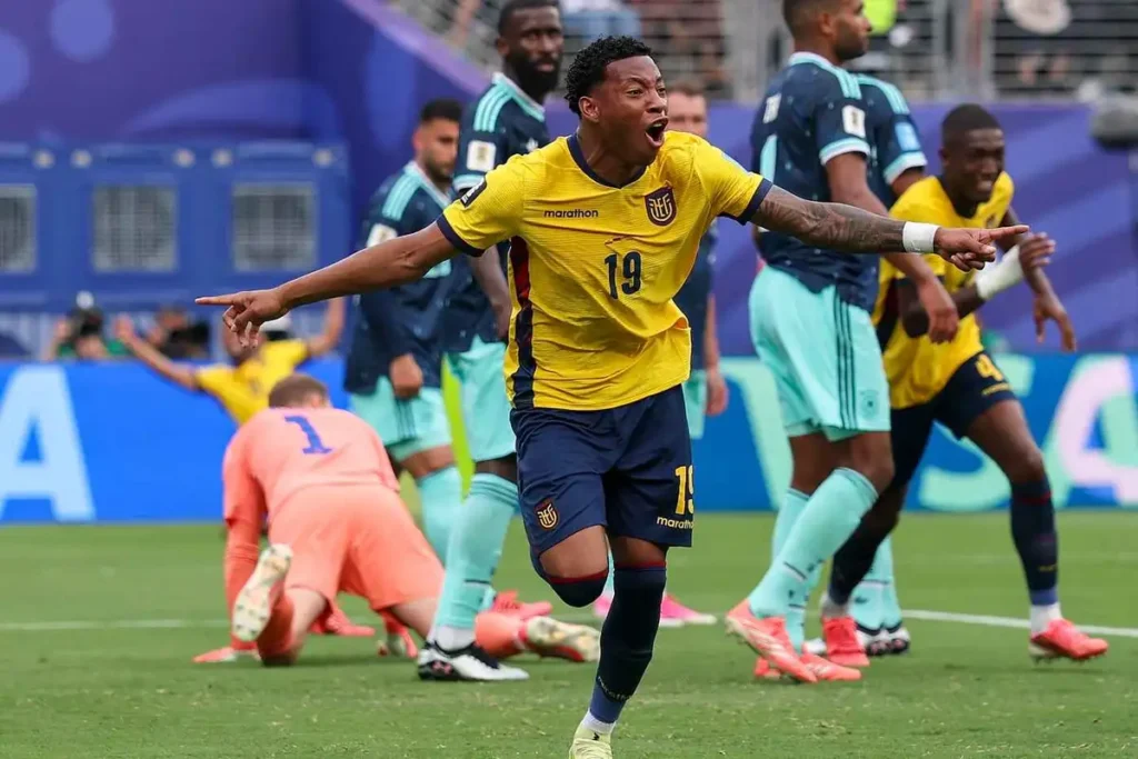 Ecuador Shocks Germany to Reach World Cup Knockouts, Leaves Scotland Sweating