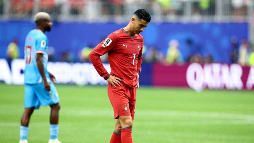 ‘The Team Needs to Score, Not You’ – Ronaldo Criticised as Portugal Star Struggles on World Cup Stage