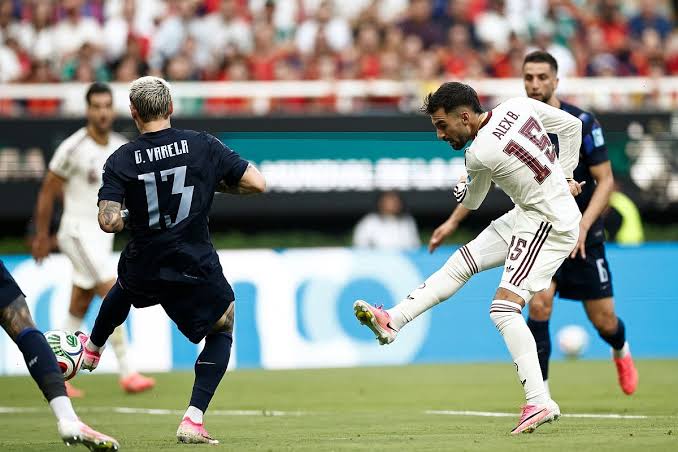 Muslera Error Sends Spain Through as Uruguay Crash Out of World Cup