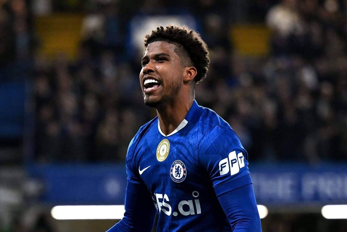 Manchester United Eye Chelsea's Andrey Santos as Midfield Search Intensifies