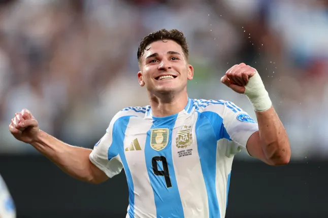 Arsenal Push to Seal Julian Alvarez Deal Before Pre-Season as Rivals Drop Out of Race