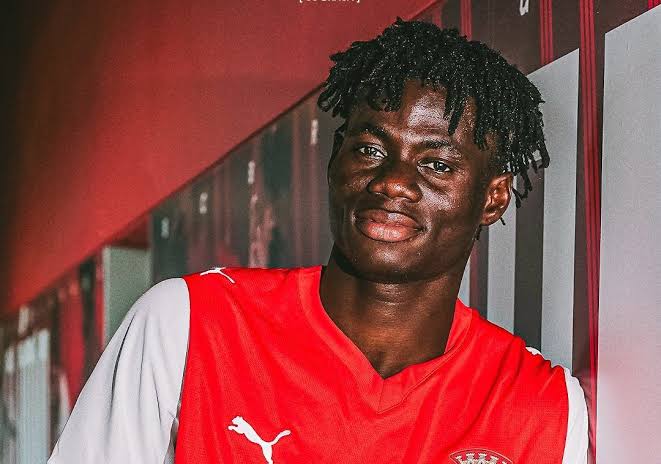 SC Braga Sign Nigerian Teenage Defender Adebisi Olamikun from Inter Lagos
