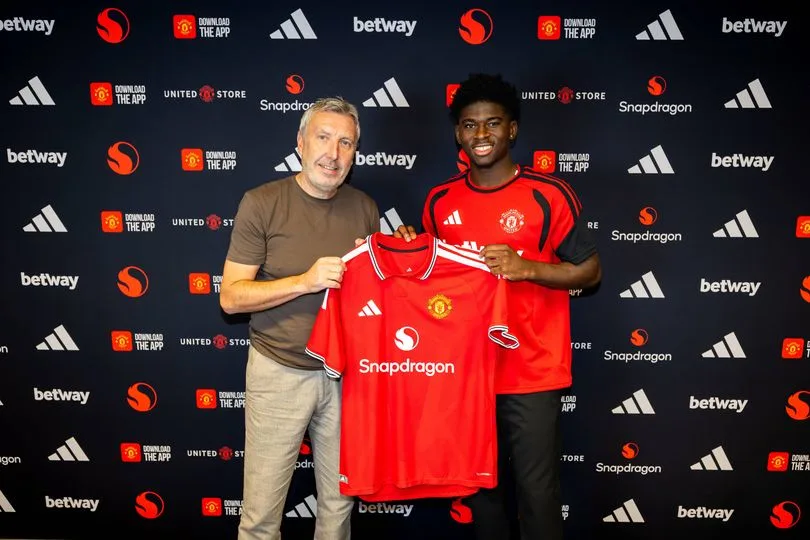 Manchester United Complete £155m Midfield Revamp With Carlos Baleba Signing