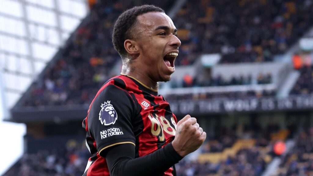 Bournemouth – Eli Junior Kroupi