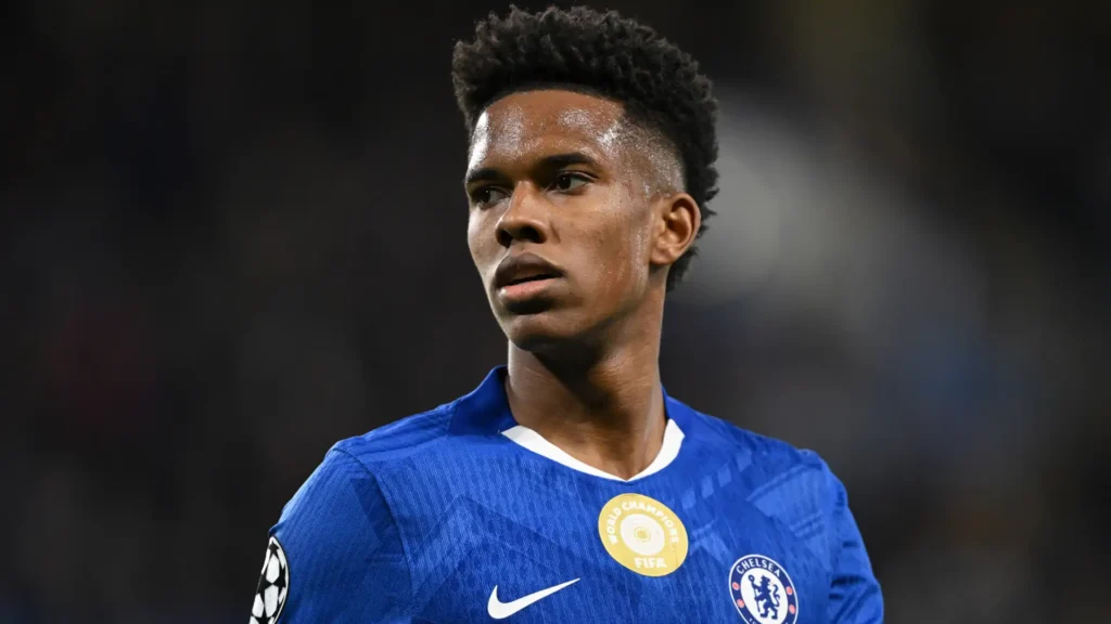 Chelsea – Estevao Willian