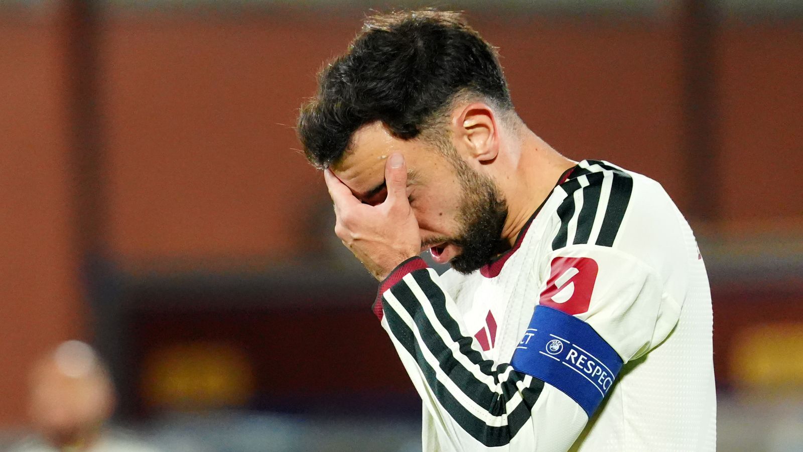 Man Utd Decide On Bruno Fernandes After Carrick Criticism